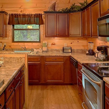 Four Seasons Holiday Home Gatlinburg Eksteriør billede